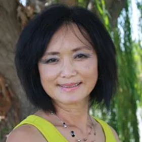 Headshot of Debra Oto Kent